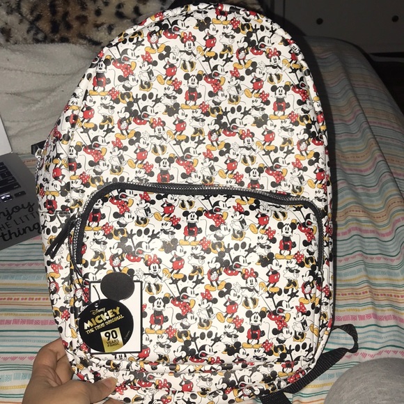 white mickey mouse backpack